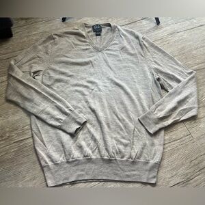 jos a bank traveler Vneck Sweater Men’s Size X-Large Beige 100% Wool